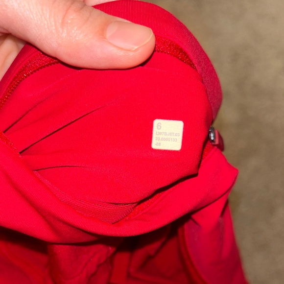 Lululemon Speed Up High-Rise Short 4" Red W7BJ8T - Picture 3 of 3